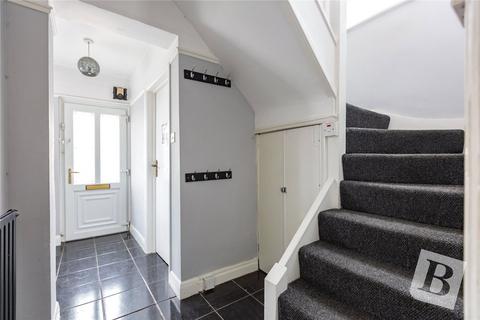 114 Warren Drive, Hornchurch, RM12 4QX