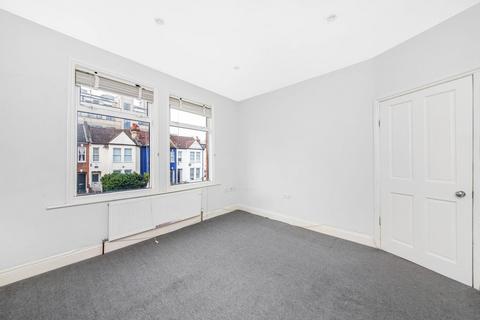 2 bedroom apartment to rent, Martell Road, Dulwich, London, SE21