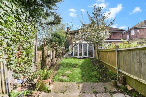 4 bedroom semi-detached house for sale, Kinlet Road, London