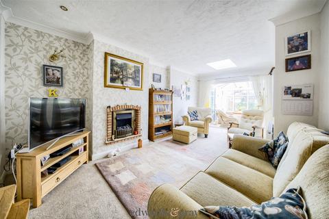 3 bedroom semi-detached house for sale, Coniston Avenue, Solihull, B92 7NS