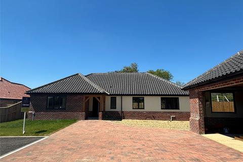 3 bedroom bungalow for sale, 7, Kemp Meadow, Rockland All Saints, Norfolk, NR17