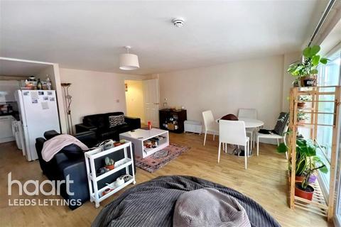 2 bedroom flat to rent, Concord Street, Leeds City Centre, LS2