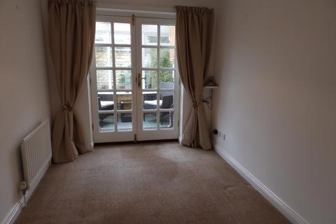 3 bedroom house to rent, Spa Mews, Boston Spa, Wetherby, West Yorkshire, UK, LS23