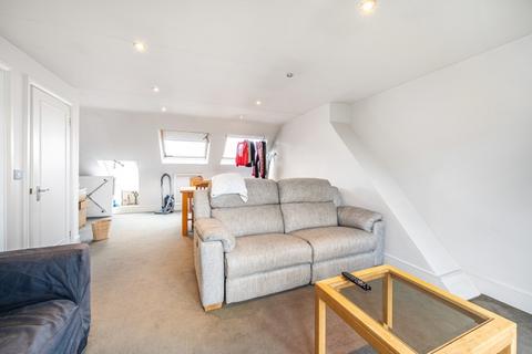 5 bedroom house to rent, Thornton Road London SW12