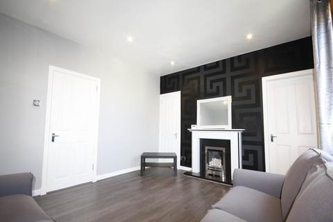 2 bedroom flat to rent, Grierson Crescent, Trinity, Edinburgh, EH5