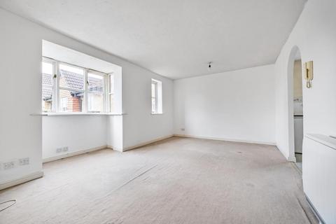 2 bedroom flat for sale, Barnet,  London,  EN5