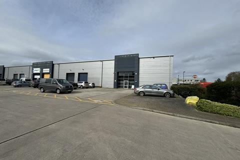 Industrial unit to rent, Unit 12 Southampton Trade Park, Unit 12, Southampton Trade Park, Southampton, SO15 0AD