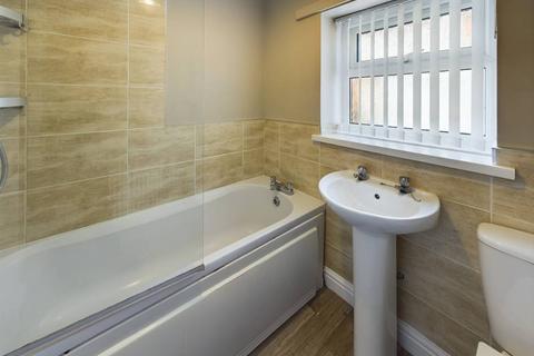 2 bedroom end of terrace house for sale, Clumber Street, HU5