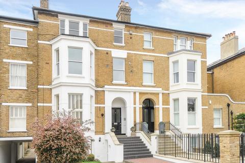 1 bedroom flat for sale, Richmond,  Greater London,  TW10 6,  TW10