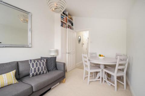 1 bedroom flat for sale, Richmond,  Greater London,  TW10 6,  TW10