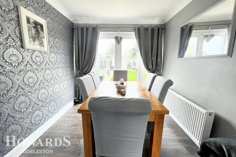 3 bedroom semi-detached house for sale, Heather Gardens, Belton