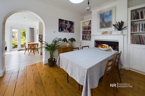 46 Albert Road, Epsom, KT17 4EH