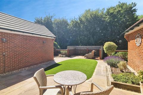 28 Bridger Close, Felpham, Bognor Regis, PO22 8FT