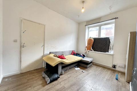 2 bedroom ground floor flat for sale, Vine Street, Wallsend, Tyne and Wear, NE28 6JB