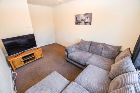 1 bedroom flat for sale, Shaftesbury Avenue, Timperley, Cheshire, WA15