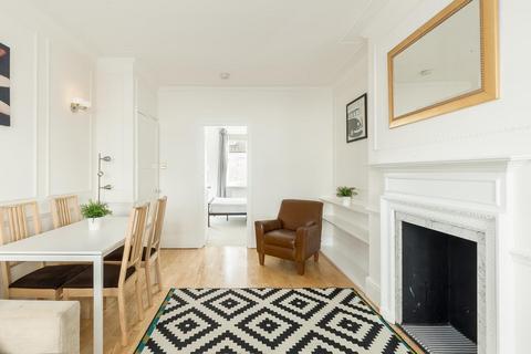 1 bedroom flat to rent, Garrick House, Carrington Street, London, W1J