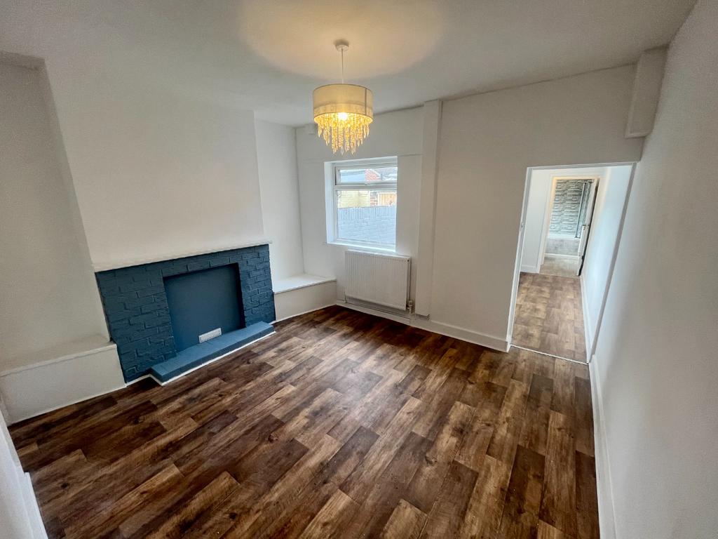 Charles Street, Darlington DL1 2 bed terraced house £625 pcm (£144 pw)