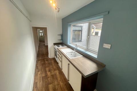 2 bedroom terraced house to rent, Charles Street, Darlington DL1