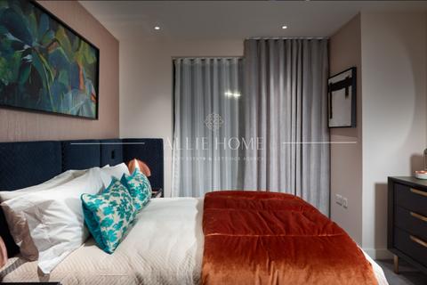 1 bedroom apartment for sale, 9 Arrival Square, London E1W
