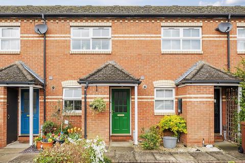 2 bedroom terraced house for sale, Old Brewery Close,  Aylesbury,  HP21