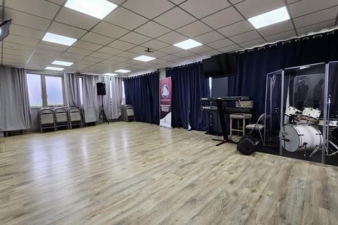 1 bedroom property to rent, Metro Business Centre, London, SE26