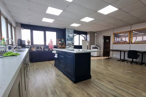 1 bedroom property to rent, Metro Business Centre, London, SE26