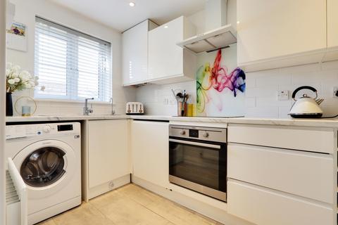 22 Brockham Grange, Sherfield On Loddon, Hook, RG27 0FT