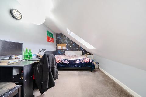 13 Darwin Drive, Southall, UB1 3JY