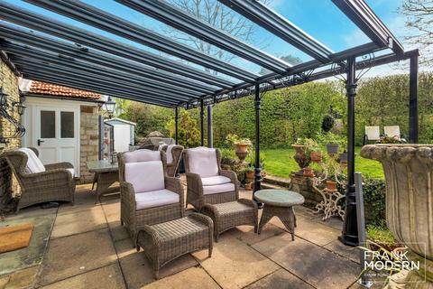 4 Clay Lane, Castor, Peterborough, PE5 7AT