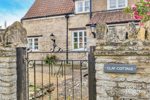 4 Clay Lane, Castor, Peterborough, PE5 7AT
