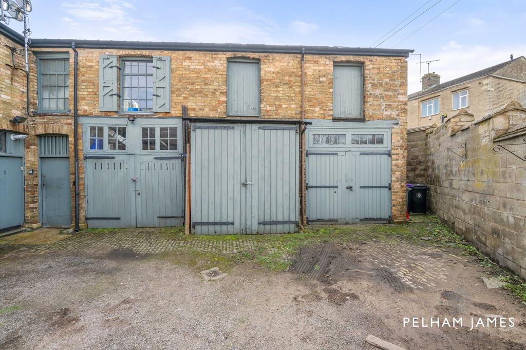 Double Garage &amp; Driveway, 2 Rutland Terrace,...