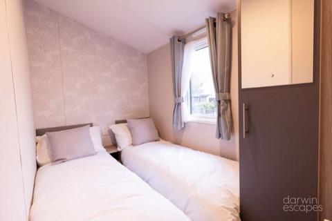 2 bedroom static caravan for sale, New Pines Holiday Park, Dyserth Rd LL18