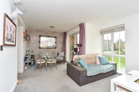 2 bedroom apartment for sale, Crocus Drive, Sittingbourne, Kent