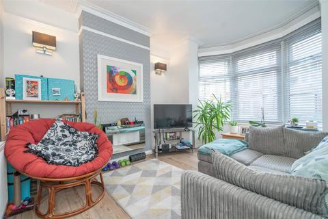 2 bedroom apartment for sale, Kitchener Road, London, N2