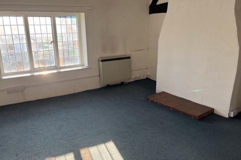 Shop to rent, Greenhill Street, Stratford-upon-Avon CV37