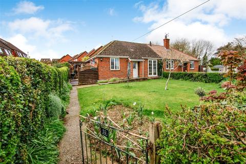 52 Buffins Road, Odiham, Hook, RG29 1PA