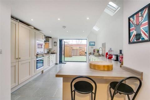 4 bedroom terraced house for sale, Alexandria Road, London, W13