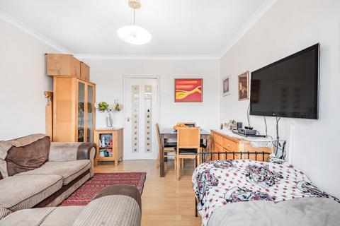 2 bedroom flat for sale, Scovell Road, Borough