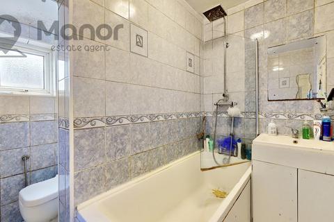346 Strone Road, London, E12 6TN