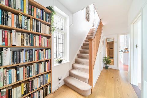 55 Cambridge Drive, London, SE12 8AG