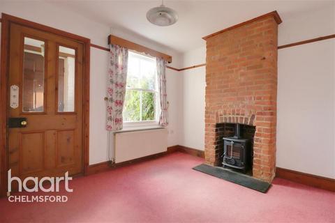2 bedroom terraced house to rent, Priests Lane, Shenfield