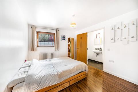2 bedroom apartment for sale, Rope Street, Surrey Quays, SE16