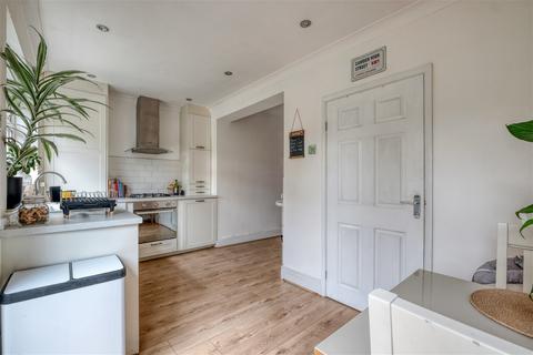 36 Chadwick Avenue, Rednal, Birmingham, B45 8EE