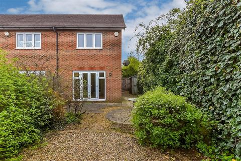 2 bedroom end of terrace house for sale, The Rushes, Larkfield, Kent