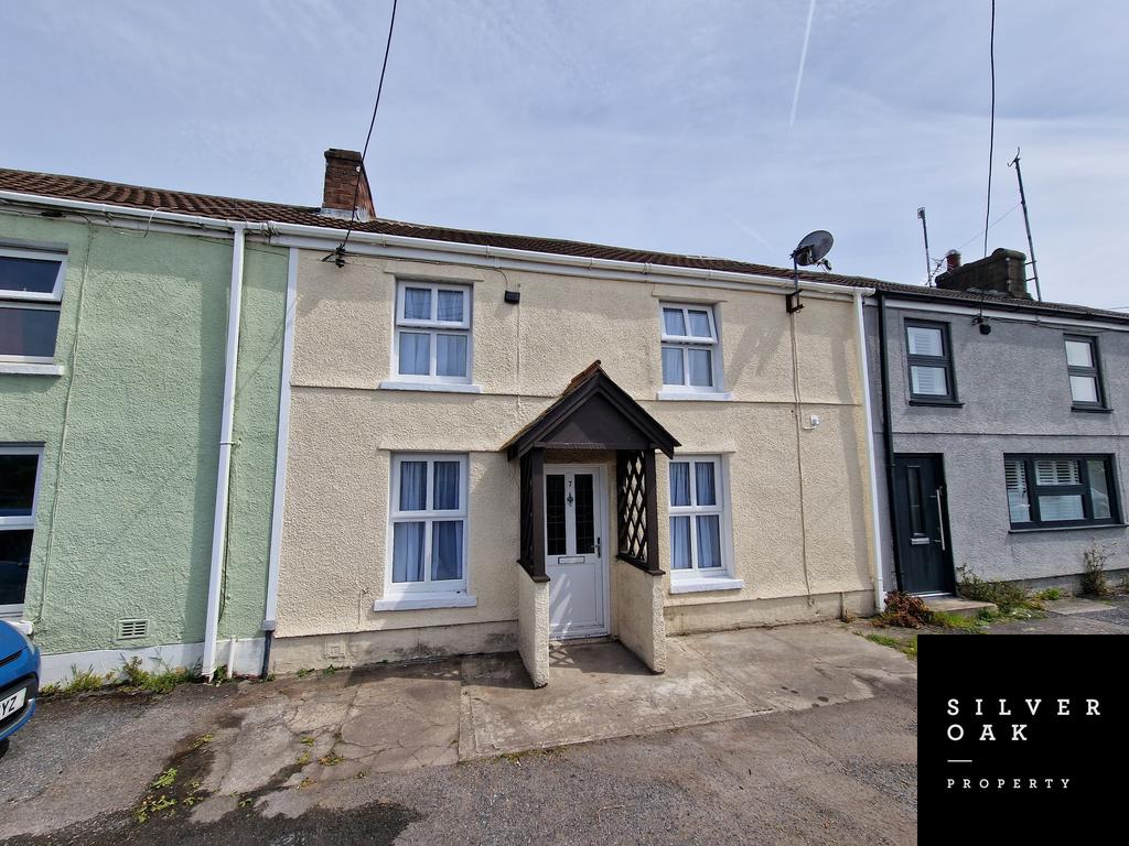 Globe Row, Llanelli, Carmarthenshire 2 bed terraced house £700 pcm (£