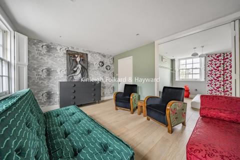 3 bedroom house to rent, Islington Park Street London N1