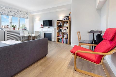 1 bedroom apartment to rent, Pembroke Road, London, W8