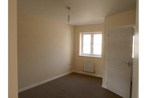 3 bedroom end of terrace house to rent, Chillingham Drove, Bridgwater TA6