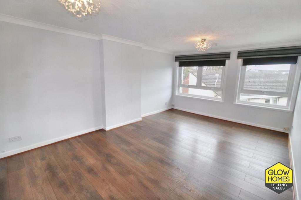 St Andrews Walk, Kilmarnock KA1 2 bed flat for sale £60,000