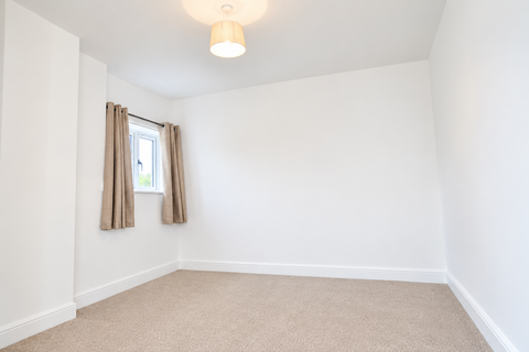 undefined, High Street, Stanion NN14
